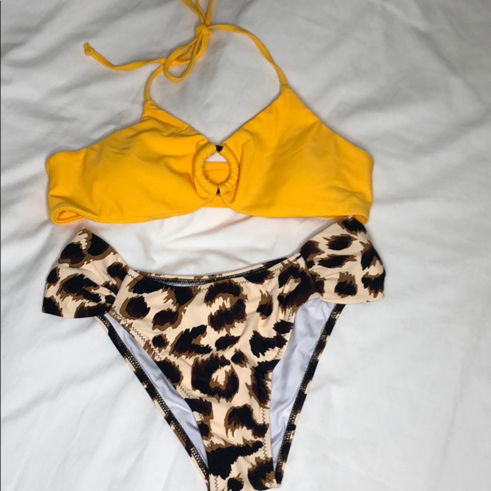 Cupshe Bikini (brand new)
